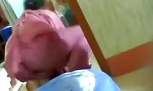 ویدئوی پورنو - ترتیب عضویت در کانال سکسی یک شمع عاشقانه با شمع