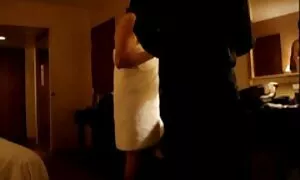 ویدئوی پورنو - بند و شورت در دانلود کلیپ سکسی با لینک مستقیم یک فاحشه نوجوان
