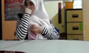 ویدئوی پورنو - رابطه جنسی در حمام گروه کانال سکسی با ورزش