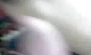 ویدئوی پورنو - ضمیمه یک دوربین مخفی در اتاق به استفاده از آن را لینک کانال سوپرکده به